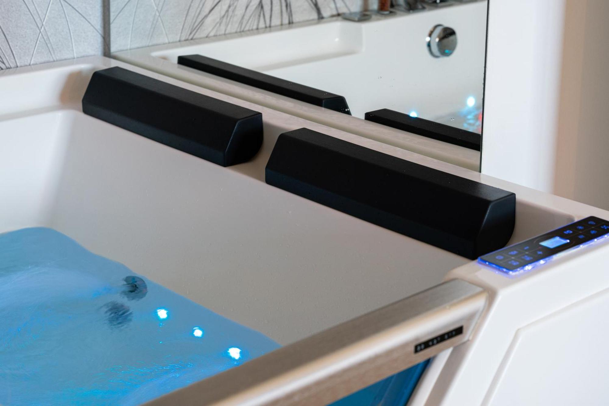 Apartament Z Jacuzzi & Sauna Chillout Kolobřeh Exteriér fotografie